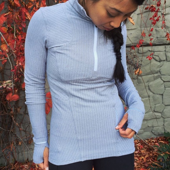 lululemon athletica Tops - Great Condition lululemon White Slate Heathered Herringbone Kanto size 8
